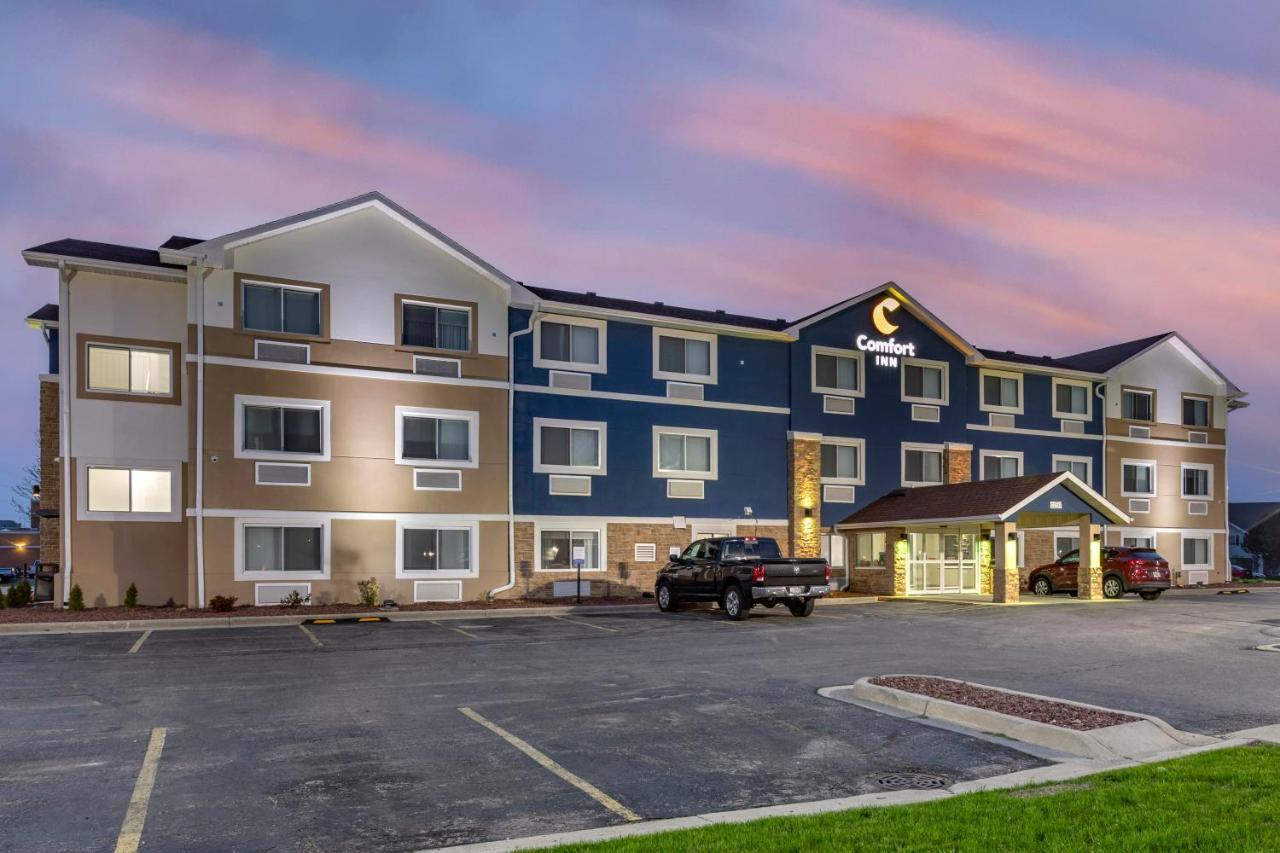 Comfort Inn Mount Pleasant - Racine Bagian luar foto