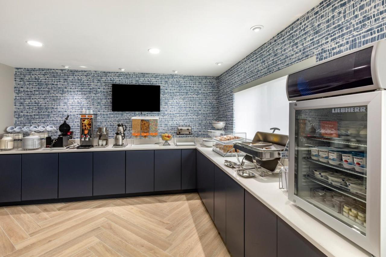 Comfort Inn Mount Pleasant - Racine Bagian luar foto
