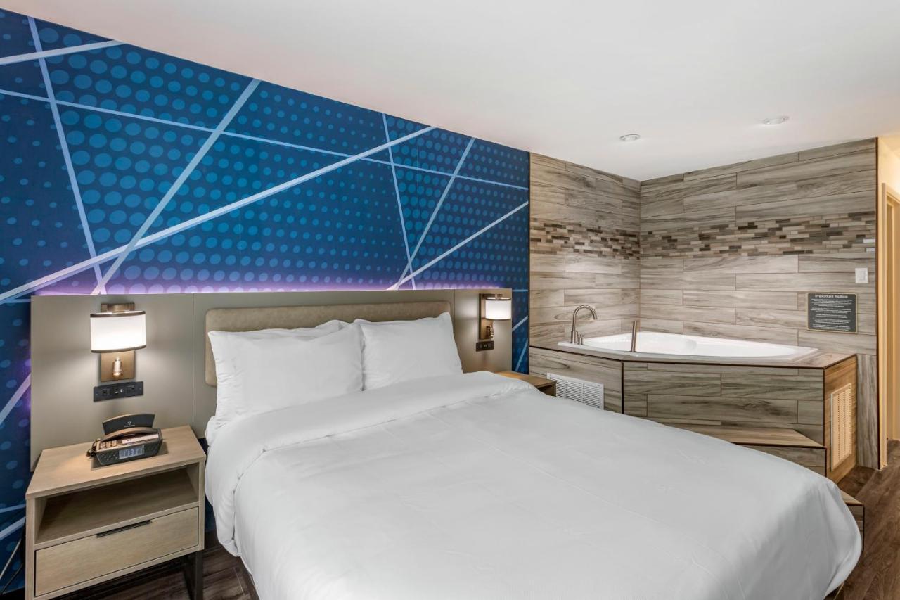 Comfort Inn Mount Pleasant - Racine Bagian luar foto