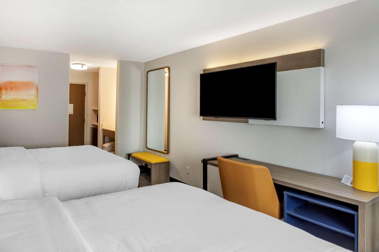 Comfort Inn Mount Pleasant - Racine Bagian luar foto